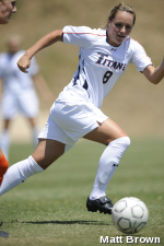 Early Goal Lifts 49ers Past Titans, 1-0