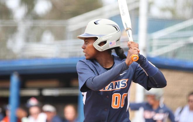 Rippy, Ybarra Lead Cal State Fullerton Past No. 18/20 Fresno State, 7-1