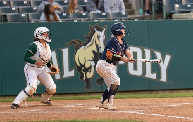 Titans Win Doubleheader at Cal Poly