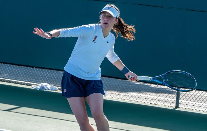 Women’s Tennis Defeats UC Irvine on the Road