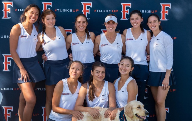 Women's Tennis Enjoys Successful Tennis with the Titans Fundraiser