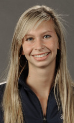 Short Breaks Her Own School Record in the 100