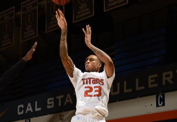 Williams and Harris Lead Titans in Win Over UCSB