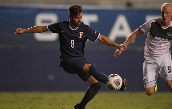 Goni's Late Heroics Earns Fullerton a Draw Against UCR