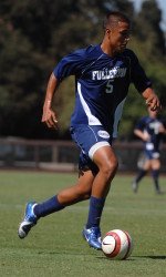 Soccer Team Begins Road Swing at UCSB