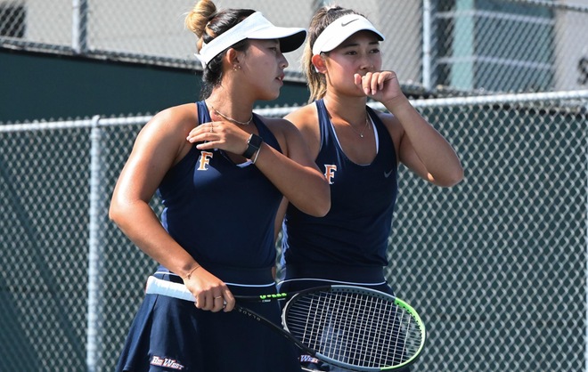 Women's Tennis Wins 8th In a Row Over Sacramento State